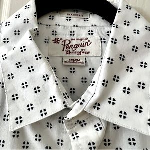 Penguin by Musingwear Men M Dress Shirt Short Sleeve White Blue Design Button Up